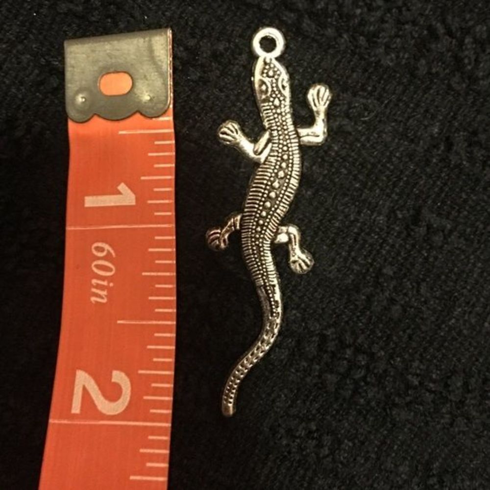 Lizard Charm  - Picture 4 of 4